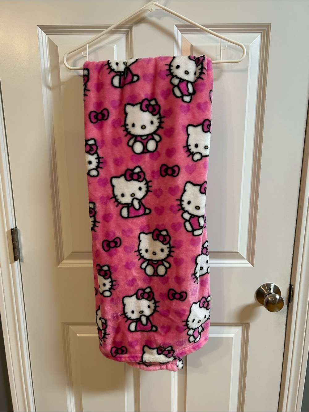 Hello Kitty Hot Pink Plush Throw with White Character Prints